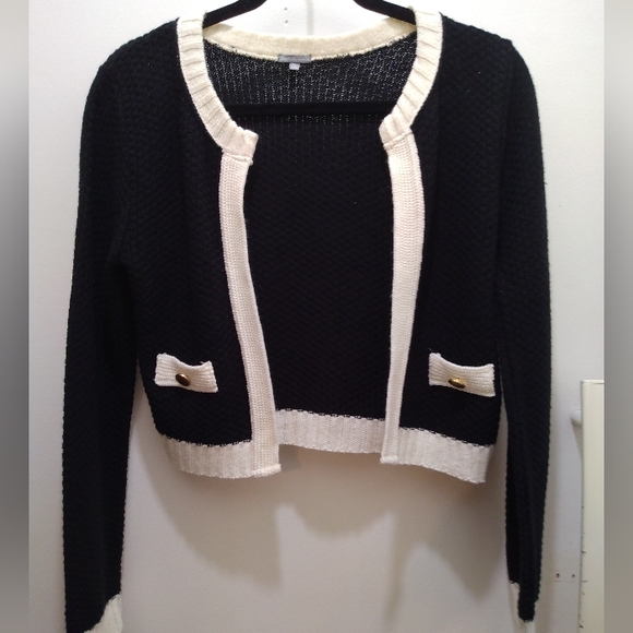 Charlotte Russe, crop open cardigan. Size large. - Picture 1 of 3